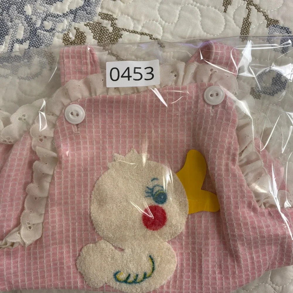Carter's Romper Baby 12M Pink Excellent Duck Applique Eyelet Ruffle